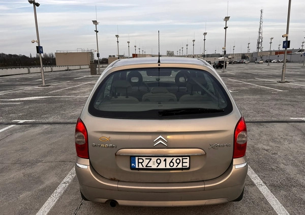 Citroen Xsara Picasso cena 3999 przebieg: 290000, rok produkcji 2006 z Kraków małe 121